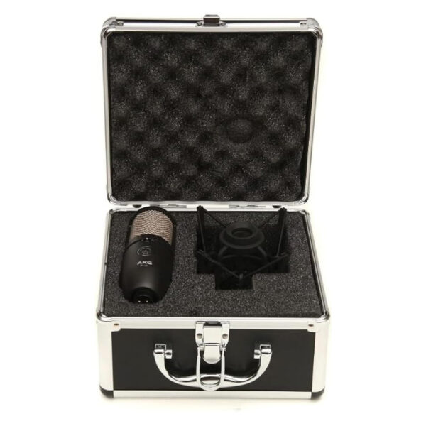 Micrófono de condensador AKG P420 incluye el shock mount y el hard case